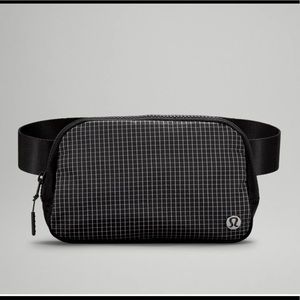 Lululemon Belt Bag Dog Treat Bag Excercise Bag Fanny Pack